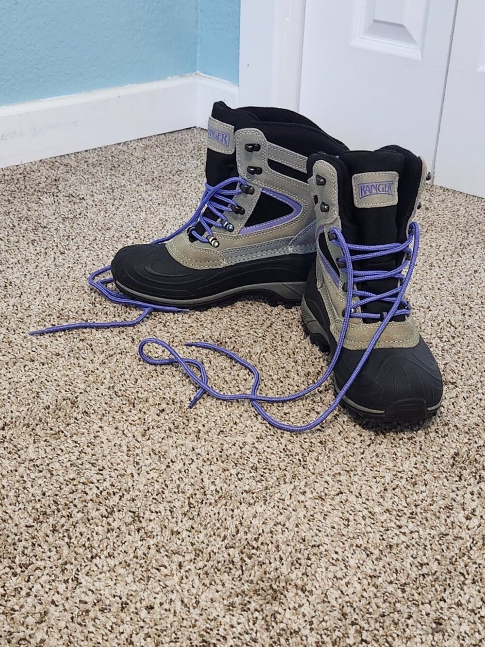 Ranger Vistamont Thinsulate Winter Snow Boots Women’s 8 Gray Purple Waterproof